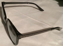 Load image into Gallery viewer, Sunglasses