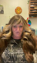 Load image into Gallery viewer, Becky Wig