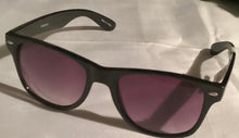 Load image into Gallery viewer, Sunglasses