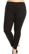 Load image into Gallery viewer, Leggings plus size, high waist wide band, super soft, black
